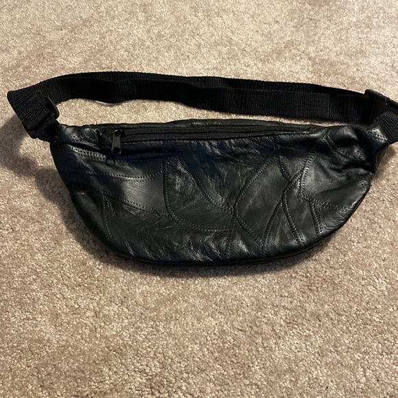 American flag patchwork, leather fanny pack - Picture 2 of 2